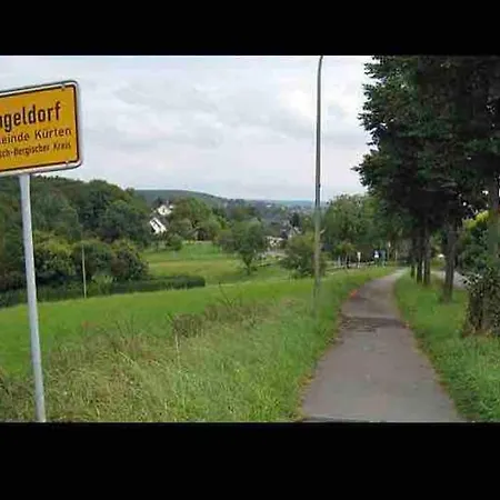 דירה Und Monteurwohnung Matthies Naehe Koeln 30km Kürten